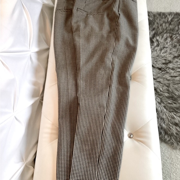 Chloe Silk Blend Houndstooth Ankle Trouser - Picture 5 of 14